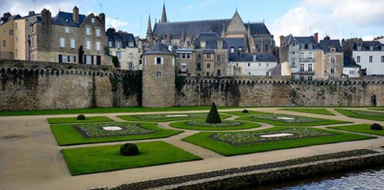 Kyriad Prestige Vannes Centre-Palais Des Arts Ngoại thất bức ảnh