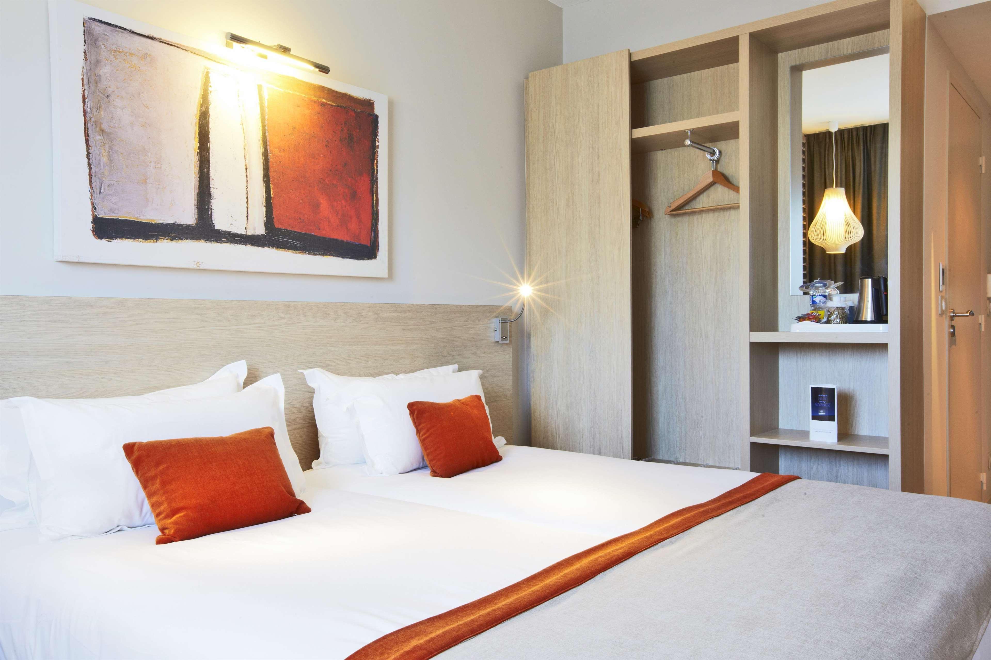 Kyriad Prestige Vannes Centre-Palais Des Arts Ngoại thất bức ảnh